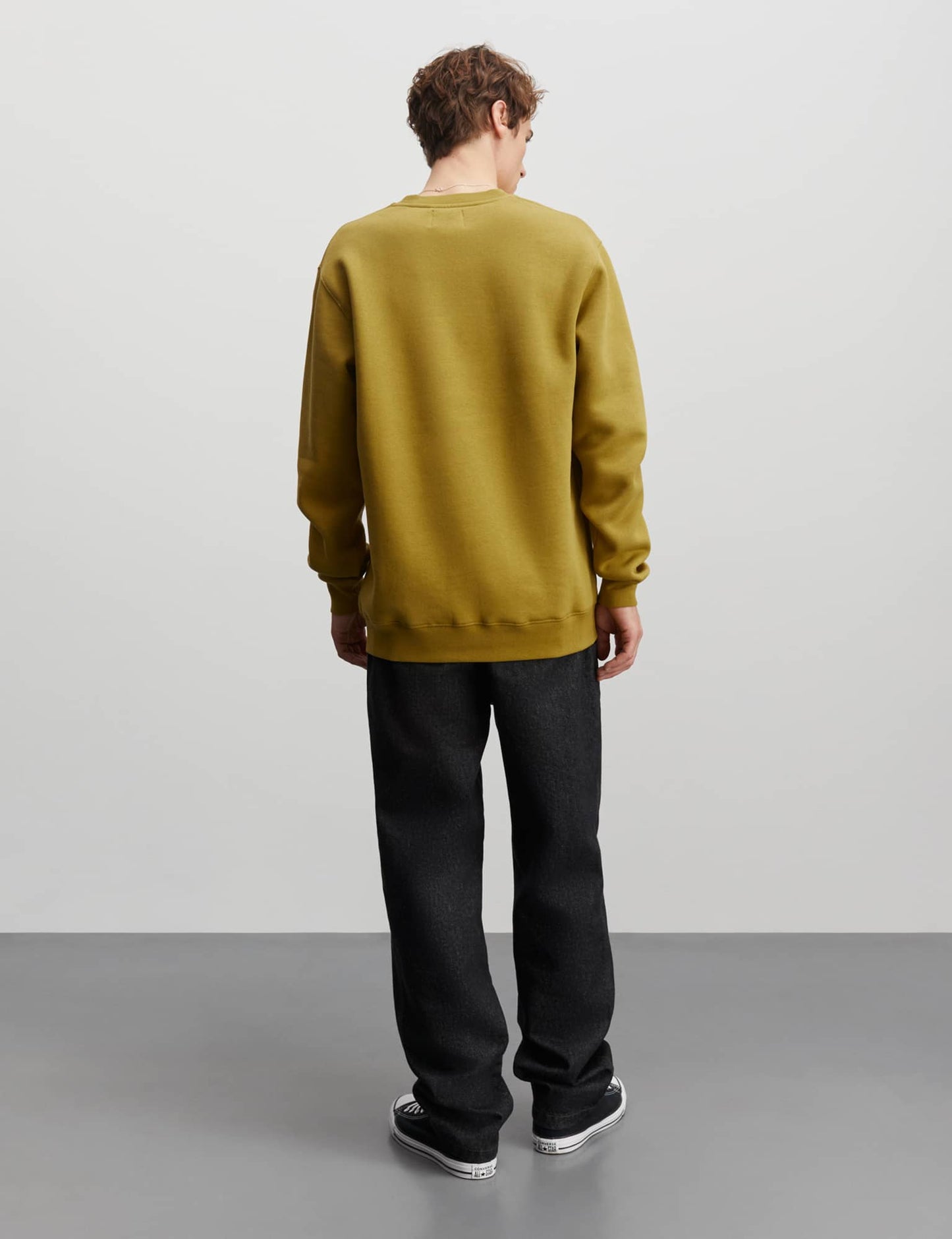 Standard Crew Logo Sweat, Willow